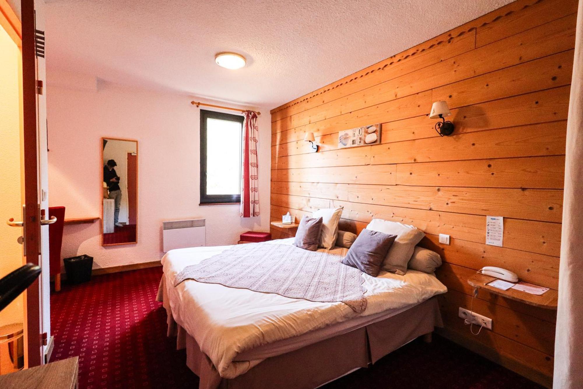 Hotel Domaine De L'Adoux Montclar  Zewnętrze zdjęcie