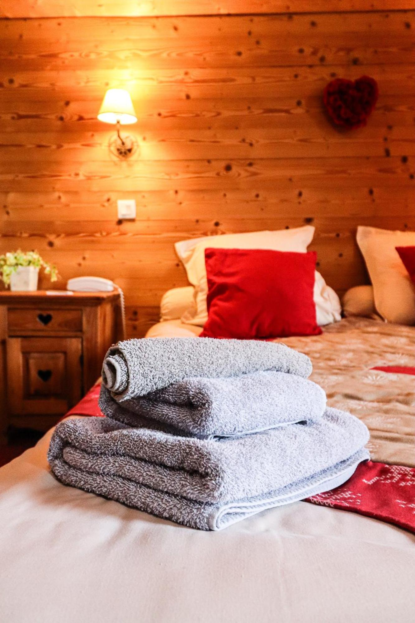 Hotel Domaine De L'Adoux Montclar  Zewnętrze zdjęcie