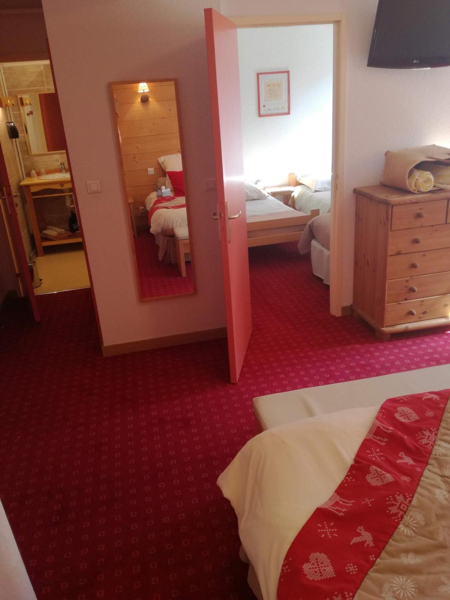 Hotel Domaine De L'Adoux Montclar  Zewnętrze zdjęcie